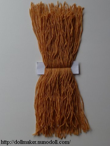 making doll hair from yarn