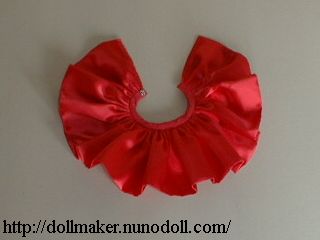 Frill of collar