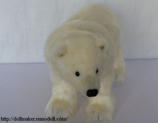 Stuffed polar bear